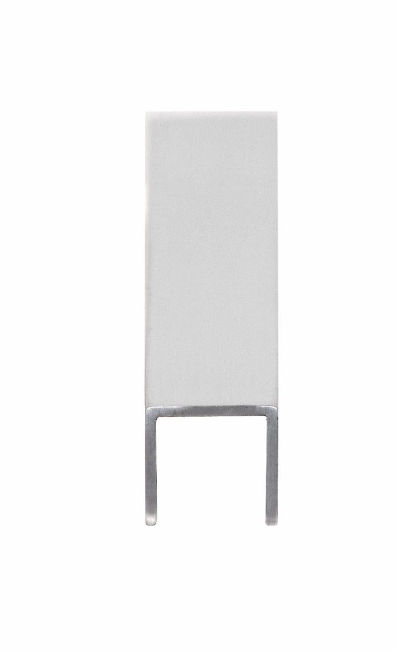 Aluminum u-cap for road cases in silver metal finish, designed to protect and reinforce edges